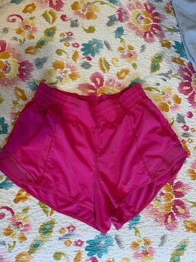 LuLuLemon Hotty Hot Shorts
